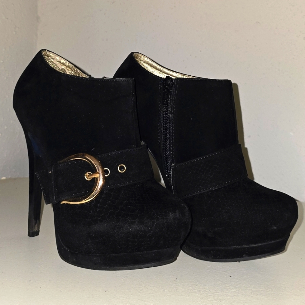Black and Gold Heeled Boots with Stiletto Heel